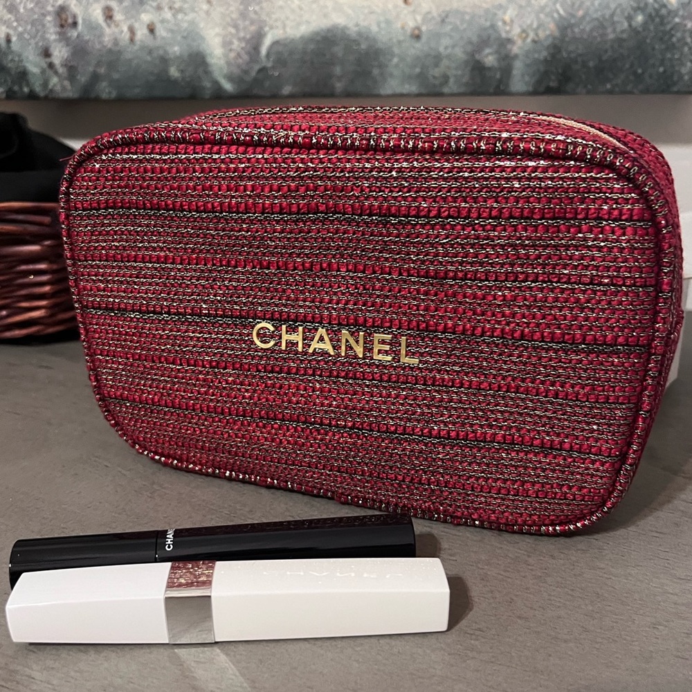 CHANEL Holiday 2022 Gift Set - Go to the Extreme Mascaras